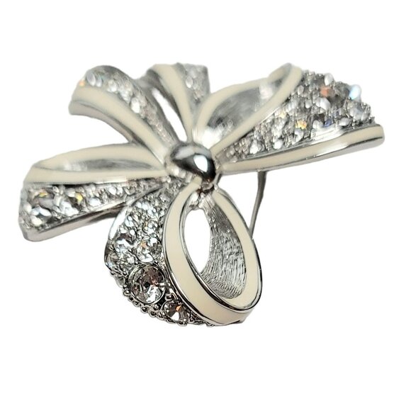 Nolan Miller Vintage Silver Tone White Enamel Clear Rhinestone Bow Brooch Signed - Picture 4 of 9